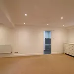 Rent 3 bedroom apartment in West Suffolk