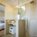 Rent 1 bedroom apartment of 77 m² in Florence