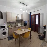 Rent 5 bedroom apartment of 60 m² in Noto