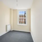 Flat to rent in High St, Tenterden, Kent TN30