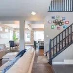 Maison de 2475 m² avec 3 chambre(s) en location à Calgary