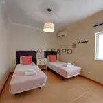 Alugar 3 quarto apartamento de 127 m² em Quarteira