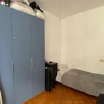 Rent 5 bedroom apartment in Milan