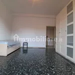 Rent 4 bedroom apartment of 98 m² in Bologna