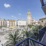 Rent 4 bedroom apartment in Valencia