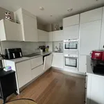 Rent 2 bedroom flat of 64 m² in London