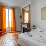 Appartement de 1884 m² avec 5 chambre(s) en location à Paris