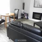 Rent 2 bedroom flat in Hull