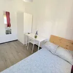 Rent a room in seville