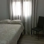 Rent a room of 90 m² in madrid