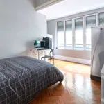 Rent a room in lisbon