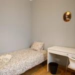 Rent 6 bedroom apartment in Lisbon