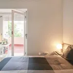 Rent a room in lisbon