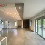 Ενοικίαση 3 υπνοδωμάτιο διαμέρισμα από 185 m² σε M unicipal Unit of Makrakomi