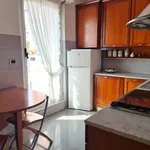 Rent 4 bedroom apartment of 91 m² in Genoa