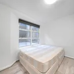 Rent 3 bedroom flat in  London