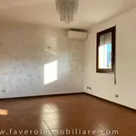 Rent 5 bedroom apartment of 179 m² in Padova