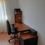 Rent 4 bedroom apartment in Lisbon