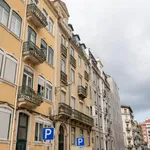 Rent 7 bedroom apartment in Lisbon