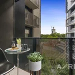 Rent 1 bedroom apartment in Coburg