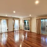 Rent 3 bedroom house in Melbourne