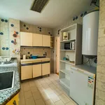 Rent a room of 120 m² in Sevilla