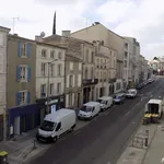 Rent 1 bedroom apartment of 34 m² in Niort