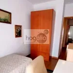 Rent 4 bedroom apartment of 101 m² in  Sevilla