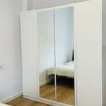 Rent a room of 79 m² in valencia