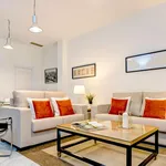 Rent 1 bedroom apartment of 73 m² in Sevilla