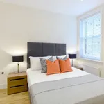 Rent 3 bedroom flat in London