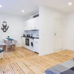 Rent 1 bedroom apartment of 34 m² in Berlin