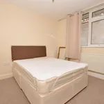 Flat to rent in Downs Road, Luton LU1