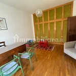 Rent 5 bedroom house of 246 m² in Rome