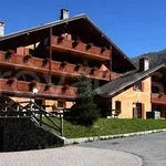 Rent 2 bedroom apartment of 45 m² in Ponte di Legno