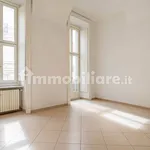 Rent 3 bedroom apartment of 125 m² in Turin