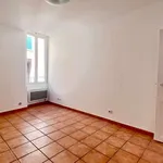 Appartement de 65 m² avec 4 chambre(s) en location à Seillons-Source-d'Argens