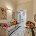 Rent 2 bedroom apartment of 80 m² in Florence