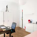 Rent a room in lisbon