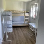 Rent a room of 70 m² in Lisbon