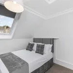 Rent 4 bedroom house in City Centre