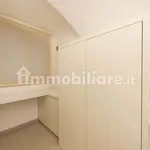 Rent 1 bedroom apartment of 25 m² in Florence