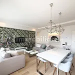 Rent 4 bedroom house of 90 m² in Florence