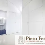 Affitto 4 camera appartamento di 120 m² in Napoli