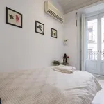 Rent 10 bedroom apartment in Madrid