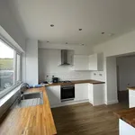 Rent 3 bedroom flat in Wales