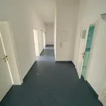 Miete 6 Schlafzimmer wohnung von 160 m² in 39108 Magdeburg