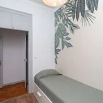 Rent a room in lisbon