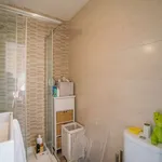 Rent 2 bedroom apartment of 65 m² in lisbon