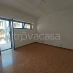 Affitto 3 camera appartamento di 95 m² in Taranto